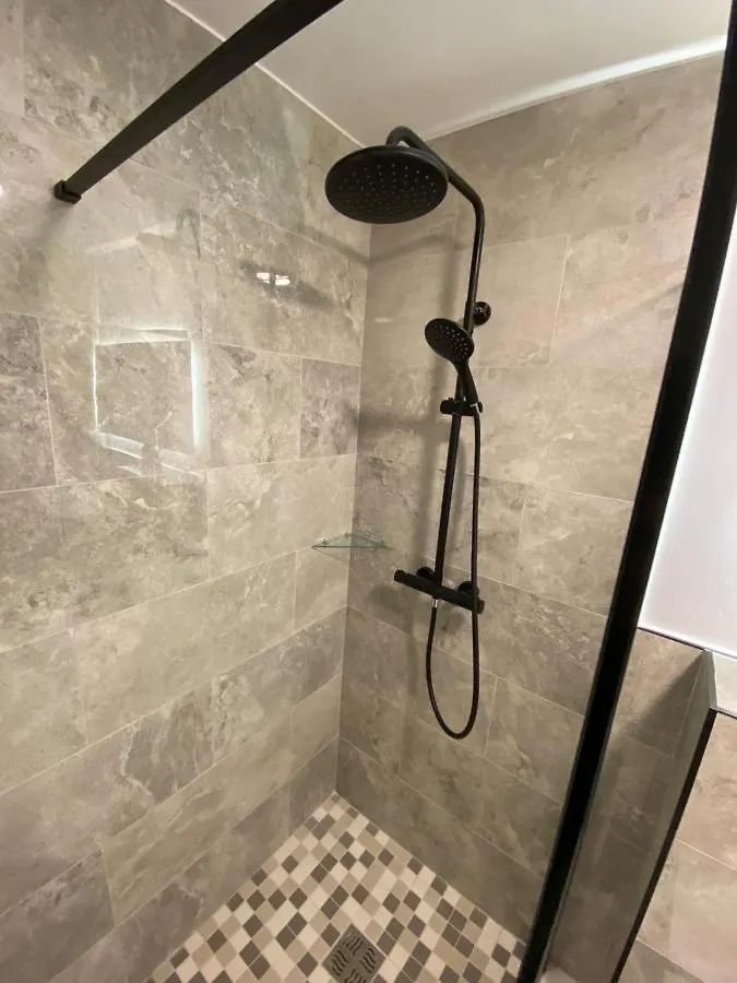 Pembroke Guest Suite Dublin 0*,