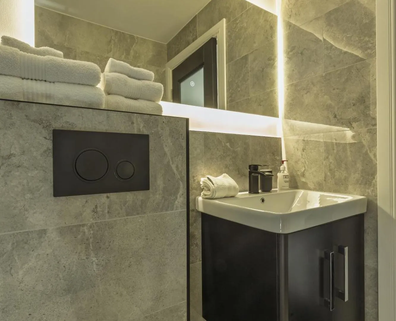 Pembroke Guest Suite Dublin Ireland